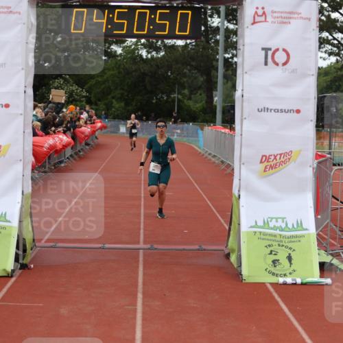 14.06.2026 - 7 Türme Triathlon Andreas Tolksdorf http://msf.ph/oto/9805551 14.06.2026 15:50:49 Ziel 1515, 1758 meine-sportfotos.de