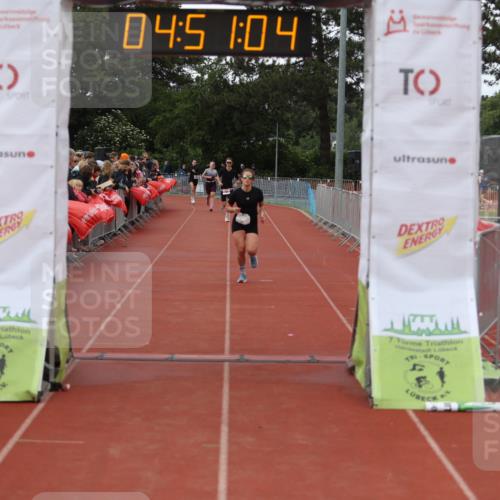 14.06.2026 - 7 Türme Triathlon Andreas Tolksdorf http://msf.ph/oto/9805567 14.06.2026 15:51:03 Ziel 1515, 1588, 1761 meine-sportfotos.de