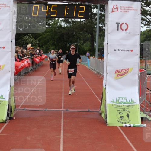 14.06.2026 - 7 Türme Triathlon Andreas Tolksdorf http://msf.ph/oto/9805574 14.06.2026 15:51:11 Ziel 808, 1087, 1726, 1761 meine-sportfotos.de