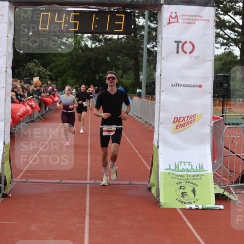 14.06.2026 - 7 Türme Triathlon Andreas Tolksdorf http://msf.ph/oto/9805578 14.06.2026 15:51:12 Ziel 808, 1087, 1726, 1761 meine-sportfotos.de