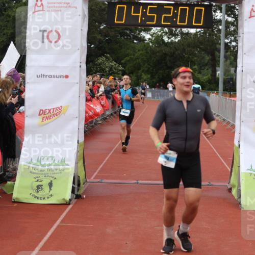14.06.2026 - 7 Türme Triathlon Andreas Tolksdorf http://msf.ph/oto/9805638 14.06.2026 15:51:59 Ziel 1012, 1138, 1589 meine-sportfotos.de