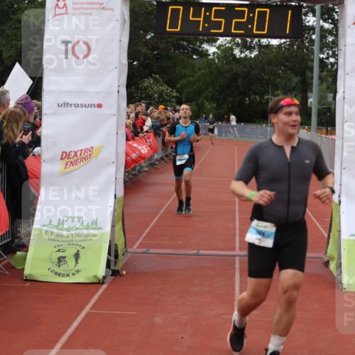 14.06.2026 - 7 Türme Triathlon Andreas Tolksdorf http://msf.ph/oto/9805639 14.06.2026 15:52:00 Ziel 1012, 1138, 1589, 1627 meine-sportfotos.de