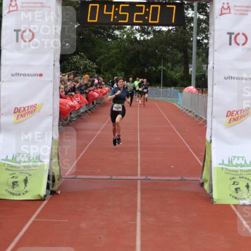 14.06.2026 - 7 Türme Triathlon Andreas Tolksdorf http://msf.ph/oto/9805645 14.06.2026 15:52:06 Ziel 1012, 1627 meine-sportfotos.de