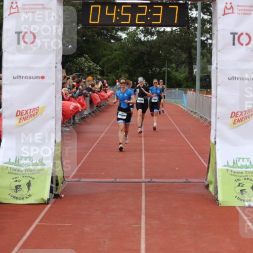 14.06.2026 - 7 Türme Triathlon Andreas Tolksdorf http://msf.ph/oto/9805669 14.06.2026 15:52:36 Ziel 918, 926, 952, 965, 984, 1130 meine-sportfotos.de