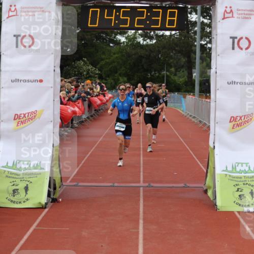 14.06.2026 - 7 Türme Triathlon Andreas Tolksdorf http://msf.ph/oto/9805672 14.06.2026 15:52:37 Ziel 918, 926, 952, 965, 984, 1130, 1644 meine-sportfotos.de
