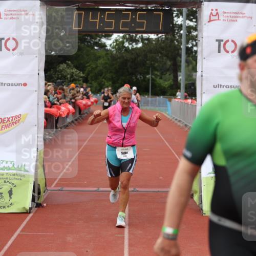 14.06.2026 - 7 Türme Triathlon Andreas Tolksdorf http://msf.ph/oto/9805701 14.06.2026 15:52:56 Ziel 778, 944, 1033, 1553, 1740 meine-sportfotos.de