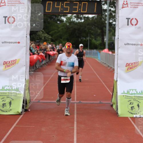 14.06.2026 - 7 Türme Triathlon Andreas Tolksdorf http://msf.ph/oto/9805707 14.06.2026 15:53:00 Ziel 778, 1033, 1111, 1553, 1626, 1740 meine-sportfotos.de