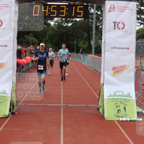 14.06.2026 - 7 Türme Triathlon Andreas Tolksdorf http://msf.ph/oto/9805720 14.06.2026 15:53:14 Ziel 654, 945, 1111, 1582, 1653 meine-sportfotos.de