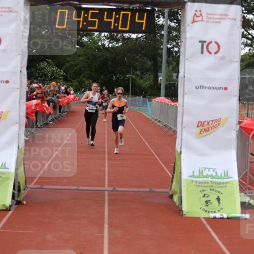14.06.2026 - 7 Türme Triathlon Andreas Tolksdorf http://msf.ph/oto/9805766 14.06.2026 15:54:03 Ziel 1069, 1530, 1608, 1746 meine-sportfotos.de