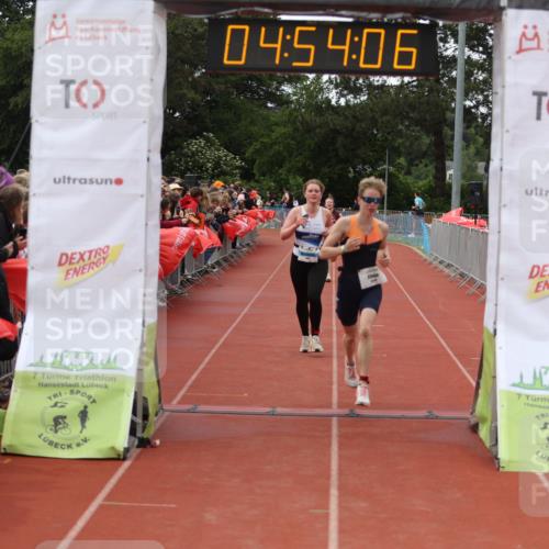 14.06.2026 - 7 Türme Triathlon Andreas Tolksdorf http://msf.ph/oto/9805769 14.06.2026 15:54:04 Ziel 1069, 1530, 1608, 1746 meine-sportfotos.de