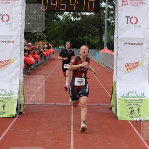 14.06.2026 - 7 Türme Triathlon Andreas Tolksdorf http://msf.ph/oto/9805777 14.06.2026 15:54:09 Ziel 1069, 1530, 1608, 1746 meine-sportfotos.de