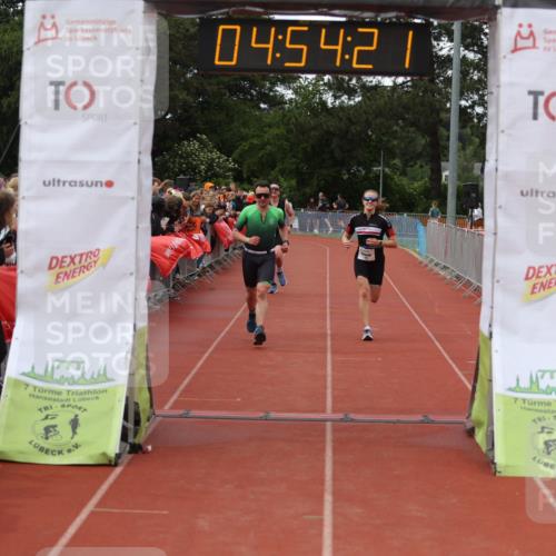14.06.2026 - 7 Türme Triathlon Andreas Tolksdorf http://msf.ph/oto/9805785 14.06.2026 15:54:19 Ziel 943, 1039, 1608, 1647 meine-sportfotos.de