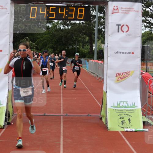 14.06.2026 - 7 Türme Triathlon Andreas Tolksdorf http://msf.ph/oto/9805796 14.06.2026 15:54:37 Ziel 711, 827, 1061, 1526, 1730, 1745 meine-sportfotos.de