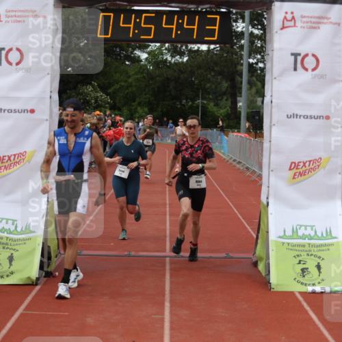 14.06.2026 - 7 Türme Triathlon Andreas Tolksdorf http://msf.ph/oto/9805807 14.06.2026 15:54:42 Ziel 711, 827, 1061, 1526, 1536, 1602, 1682, 1730, 1745 meine-sportfotos.de