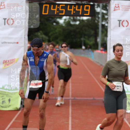 14.06.2026 - 7 Türme Triathlon Andreas Tolksdorf http://msf.ph/oto/9805815 14.06.2026 15:54:47 Ziel 711, 827, 1061, 1526, 1536, 1602, 1682, 1730 meine-sportfotos.de