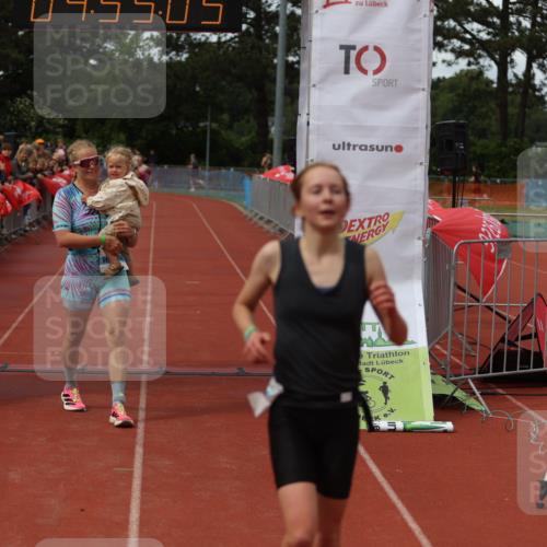 14.06.2026 - 7 Türme Triathlon Andreas Tolksdorf http://msf.ph/oto/9805831 14.06.2026 15:55:04 Ziel 908, 1038, 1167, 1512, 1625, 1797 meine-sportfotos.de
