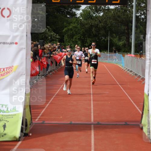 14.06.2026 - 7 Türme Triathlon Andreas Tolksdorf http://msf.ph/oto/9805844 14.06.2026 15:55:18 Ziel 787, 814, 1038, 1556, 1592, 1640, 1711 meine-sportfotos.de