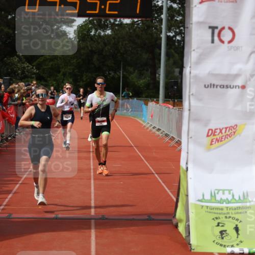 14.06.2026 - 7 Türme Triathlon Andreas Tolksdorf http://msf.ph/oto/9805847 14.06.2026 15:55:19 Ziel 787, 814, 1038, 1556, 1592, 1640, 1711 meine-sportfotos.de