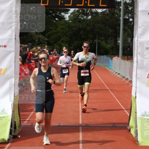 14.06.2026 - 7 Türme Triathlon Andreas Tolksdorf http://msf.ph/oto/9805849 14.06.2026 15:55:20 Ziel 787, 814, 1038, 1556, 1592, 1640, 1711 meine-sportfotos.de
