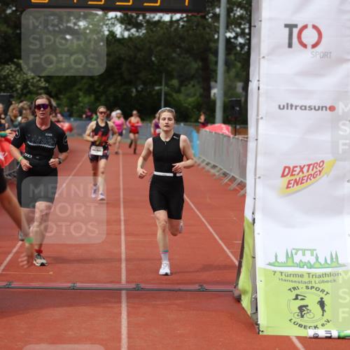 14.06.2026 - 7 Türme Triathlon Andreas Tolksdorf http://msf.ph/oto/9805865 14.06.2026 15:55:33 Ziel 787, 1176, 1501, 1533, 1580, 1629, 1719 meine-sportfotos.de