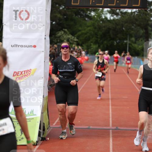 14.06.2026 - 7 Türme Triathlon Andreas Tolksdorf http://msf.ph/oto/9805868 14.06.2026 15:55:34 Ziel 1176, 1501, 1533, 1580, 1629, 1719 meine-sportfotos.de