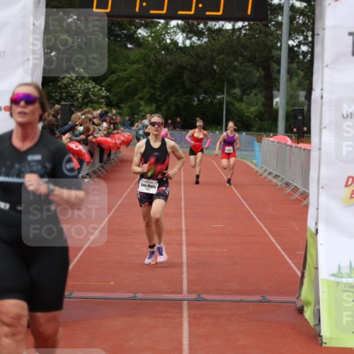 14.06.2026 - 7 Türme Triathlon Andreas Tolksdorf http://msf.ph/oto/9805871 14.06.2026 15:55:35 Ziel 1176, 1501, 1533, 1580, 1629, 1719 meine-sportfotos.de