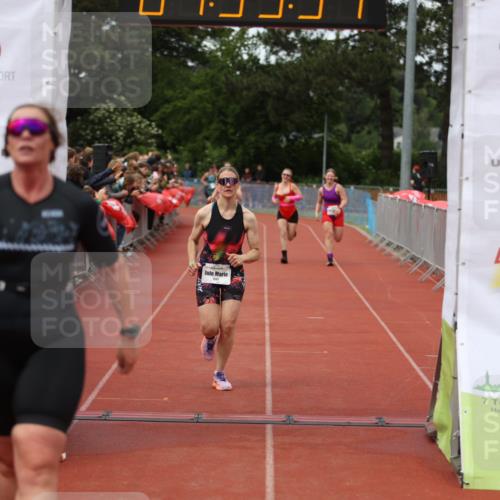 14.06.2026 - 7 Türme Triathlon Andreas Tolksdorf http://msf.ph/oto/9805872 14.06.2026 15:55:36 Ziel 1176, 1501, 1533, 1580, 1629, 1719 meine-sportfotos.de