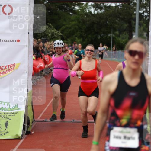 14.06.2026 - 7 Türme Triathlon Andreas Tolksdorf http://msf.ph/oto/9805874 14.06.2026 15:55:40 Ziel 1004, 1176, 1501, 1533, 1719 meine-sportfotos.de