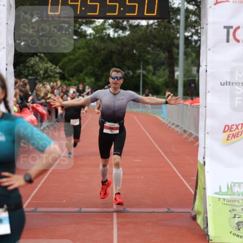 14.06.2026 - 7 Türme Triathlon Andreas Tolksdorf http://msf.ph/oto/9805887 14.06.2026 15:55:49 Ziel 745, 967, 1004, 1095, 1535 meine-sportfotos.de