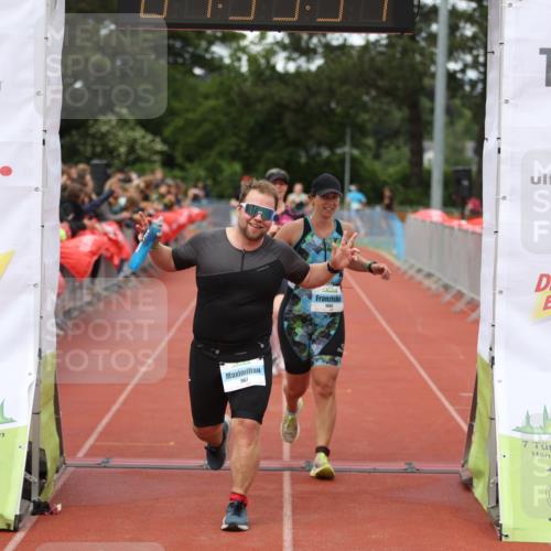 14.06.2026 - 7 Türme Triathlon Andreas Tolksdorf http://msf.ph/oto/9805893 14.06.2026 15:55:52 Ziel 745, 967, 1004, 1095, 1504, 1535, 1722 meine-sportfotos.de