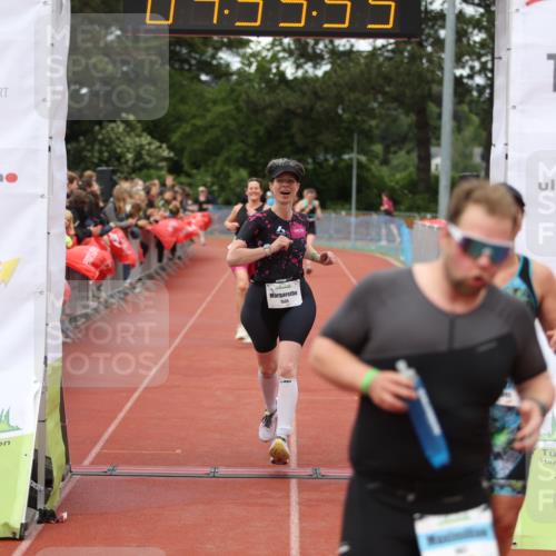 14.06.2026 - 7 Türme Triathlon Andreas Tolksdorf http://msf.ph/oto/9805895 14.06.2026 15:55:54 Ziel 745, 967, 1004, 1095, 1504, 1535, 1722 meine-sportfotos.de