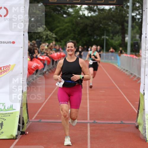 14.06.2026 - 7 Türme Triathlon Andreas Tolksdorf http://msf.ph/oto/9805900 14.06.2026 15:55:58 Ziel 745, 960, 967, 1095, 1504, 1535, 1722 meine-sportfotos.de