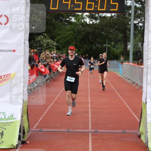 14.06.2026 - 7 Türme Triathlon Andreas Tolksdorf http://msf.ph/oto/9805903 14.06.2026 15:56:03 Ziel 960, 1504, 1535, 1722, 1735, 1756 meine-sportfotos.de