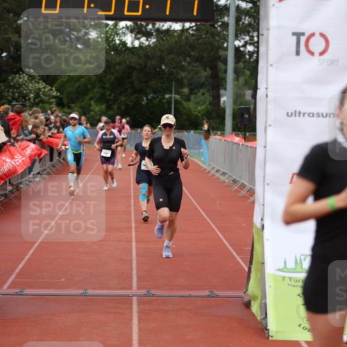 14.06.2026 - 7 Türme Triathlon Andreas Tolksdorf http://msf.ph/oto/9805911 14.06.2026 15:56:09 Ziel 751, 960, 1662, 1709, 1735, 1756 meine-sportfotos.de