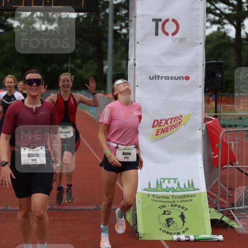 14.06.2026 - 7 Türme Triathlon Andreas Tolksdorf http://msf.ph/oto/9805929 14.06.2026 15:56:20 Ziel 751, 834, 1593, 1660, 1662, 1678, 1709, 1744 meine-sportfotos.de