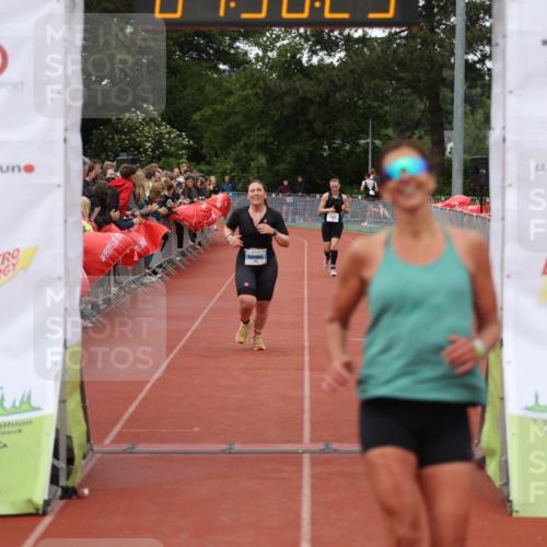 14.06.2026 - 7 Türme Triathlon Andreas Tolksdorf http://msf.ph/oto/9805938 14.06.2026 15:56:28 Ziel 834, 922, 1593, 1668, 1678, 1744 meine-sportfotos.de