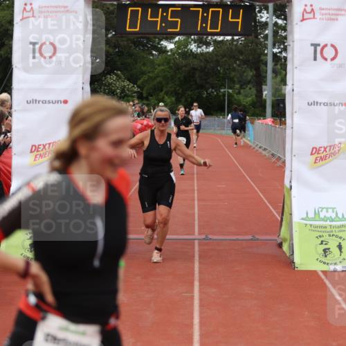 14.06.2026 - 7 Türme Triathlon Andreas Tolksdorf http://msf.ph/oto/9805982 14.06.2026 15:57:03 Ziel 743, 821, 954, 1488, 1508, 1611, 1671, 1697, 1770 meine-sportfotos.de