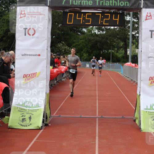 14.06.2026 - 7 Türme Triathlon Andreas Tolksdorf http://msf.ph/oto/9805988 14.06.2026 15:57:23 Ziel 666, 1142 meine-sportfotos.de