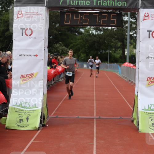 14.06.2026 - 7 Türme Triathlon Andreas Tolksdorf http://msf.ph/oto/9805989 14.06.2026 15:57:23 Ziel 666, 1142 meine-sportfotos.de