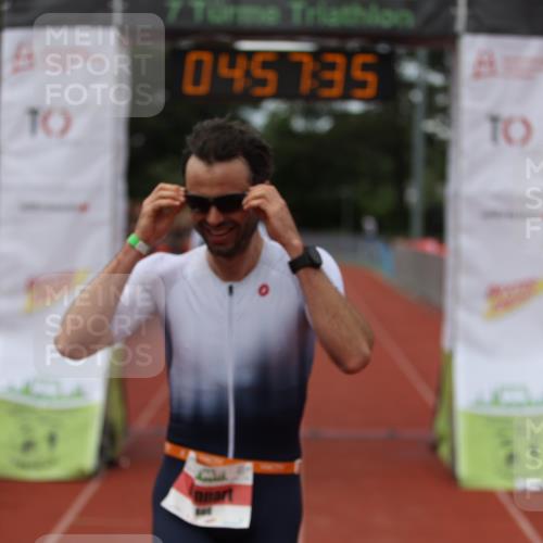14.06.2026 - 7 Türme Triathlon Andreas Tolksdorf http://msf.ph/oto/9806003 14.06.2026 15:57:34 Ziel 666, 1106, 1142 meine-sportfotos.de