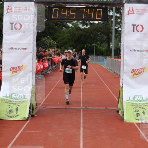 14.06.2026 - 7 Türme Triathlon Andreas Tolksdorf http://msf.ph/oto/9806014 14.06.2026 15:57:47 Ziel 1055, 1109, 1361, 1478, 1693 meine-sportfotos.de