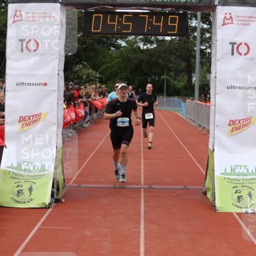 14.06.2026 - 7 Türme Triathlon Andreas Tolksdorf http://msf.ph/oto/9806015 14.06.2026 15:57:47 Ziel 1055, 1109, 1361, 1478, 1693 meine-sportfotos.de