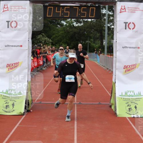 14.06.2026 - 7 Türme Triathlon Andreas Tolksdorf http://msf.ph/oto/9806018 14.06.2026 15:57:48 Ziel 1055, 1109, 1361, 1478, 1693 meine-sportfotos.de