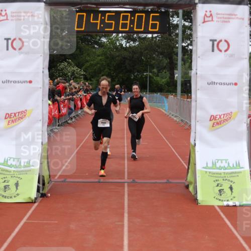 14.06.2026 - 7 Türme Triathlon Andreas Tolksdorf http://msf.ph/oto/9806033 14.06.2026 15:58:05 Ziel 1207, 1516, 1609 meine-sportfotos.de