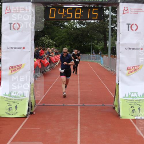 14.06.2026 - 7 Türme Triathlon Andreas Tolksdorf http://msf.ph/oto/9806041 14.06.2026 15:58:14 Ziel 1178, 1207, 1516, 1564, 1609 meine-sportfotos.de