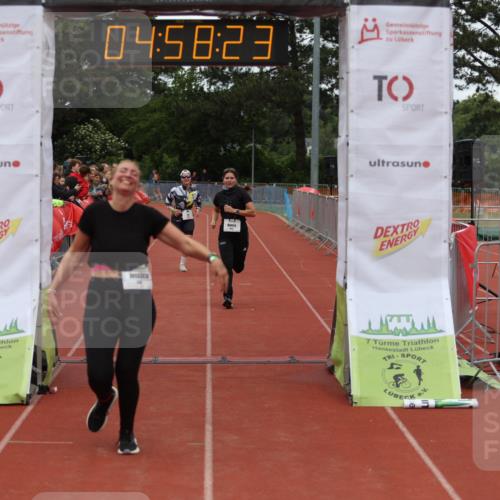 14.06.2026 - 7 Türme Triathlon Andreas Tolksdorf http://msf.ph/oto/9806053 14.06.2026 15:58:22 Ziel 1178, 1564, 1623, 1672 meine-sportfotos.de
