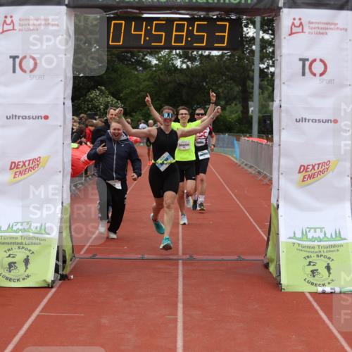 14.06.2026 - 7 Türme Triathlon Andreas Tolksdorf http://msf.ph/oto/9806069 14.06.2026 15:58:52 Ziel 893, 1077, 1121 meine-sportfotos.de