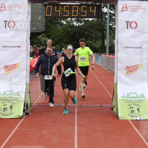 14.06.2026 - 7 Türme Triathlon Andreas Tolksdorf http://msf.ph/oto/9806070 14.06.2026 15:58:53 Ziel 893, 1077, 1121, 1522 meine-sportfotos.de