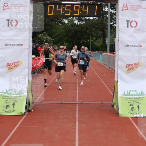 14.06.2026 - 7 Türme Triathlon Andreas Tolksdorf http://msf.ph/oto/9806134 14.06.2026 15:59:40 Ziel 750, 895, 1140, 1337, 1358, 1476, 1540, 1698, 1733 meine-sportfotos.de