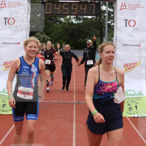 14.06.2026 - 7 Türme Triathlon Andreas Tolksdorf http://msf.ph/oto/9806144 14.06.2026 15:59:45 Ziel 750, 895, 1140, 1337, 1540, 1698, 1733 meine-sportfotos.de